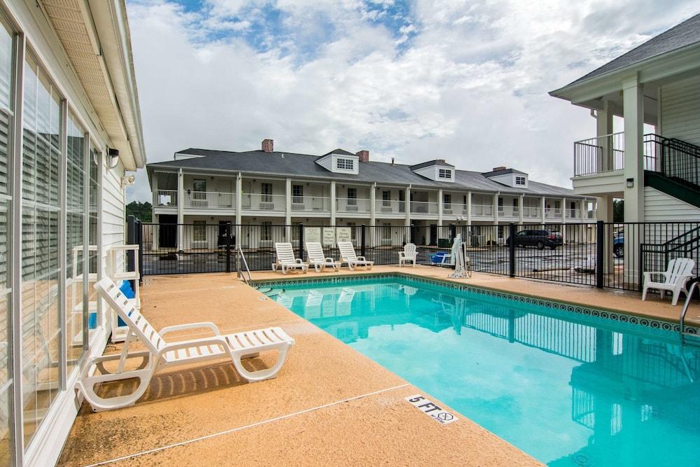 Red Roof Inn Jasper Exterior photo